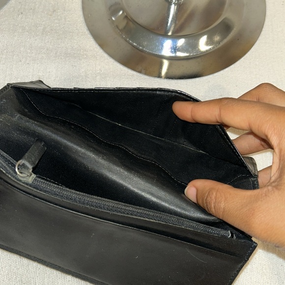 Authentic Burberry Shimmer Black Leather Long Wallet - Picture 7 of 12